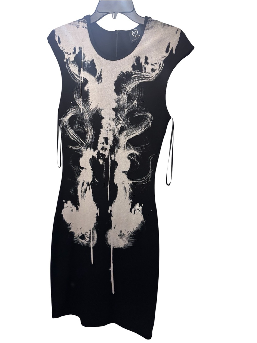 Alexander McQueen Black Dress with Cream Abstract Front Print P2p16 length 36